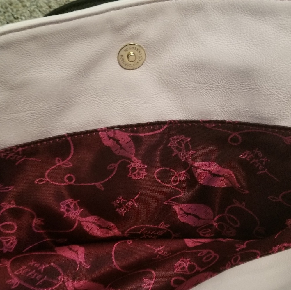 Handbag - Picture 3 of 3